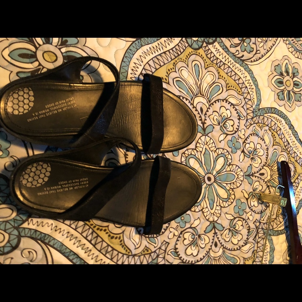 Shoes sandles